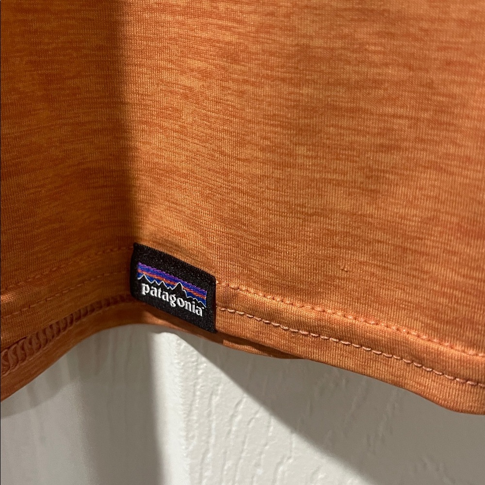 Patagonia Men's Rust Graphic Tee - Picture 4 of 5